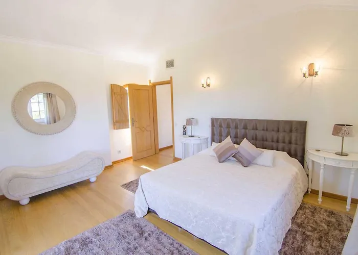 Lira Villa *