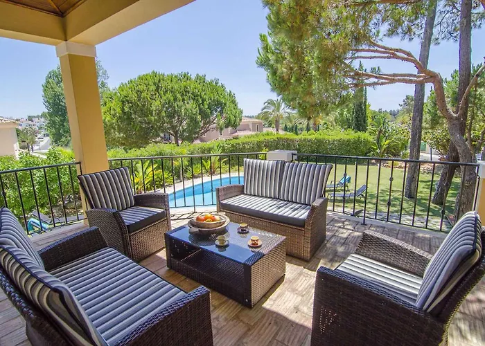 Lira Villa *