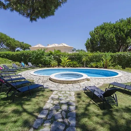 Lira Villa Almancil